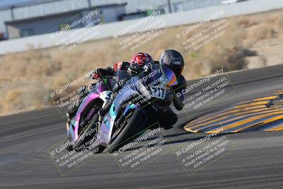 media/Dec-18-2022-SoCal Trackdays (Sun) [[8099a50955]]/Turn 4 (1pm)/